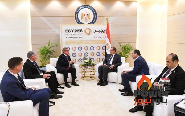 الملا يستعرض خطط شيفرون العالمية فى مجال إنتاج الغاز .