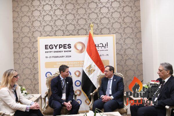 الملا يبحث مع رئيس شركة كابريكورن إنرجى أنشطة الشركة فى مناطق امتيازها فى مصر