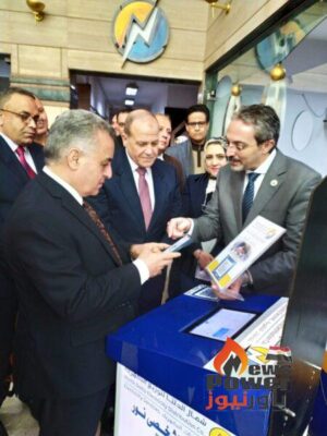 رئيس مرفق الكهرباء يزور شركة شمال الدلتا للتوزيع ويثنى على أداء 