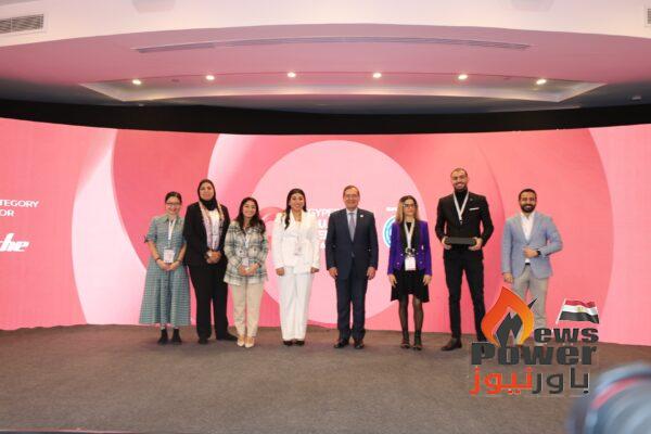 فى ختام ايجيبس 2024: الملا يسلم جوائز التميز فى مجال المساواة فى الطاقة