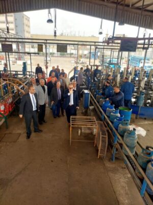 رئيس شركة بتروجاس يقوم بزيارة ميدانية الي منطقة وجه بحري للاطمئنان علي توافر أسطوانات البوتاجاز