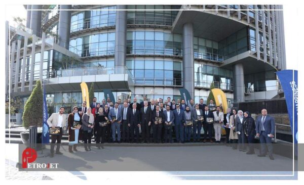 بحضور المهندس وليد لطفي.. بتروجت تكرم 39 من العاملين الحاصلين علي درجات علمية خلال عام 2023/2022