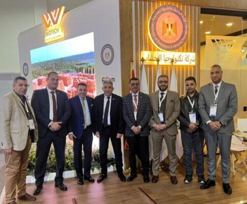 ووتك تبهر الزائرين بجناح مميز .. وبركه يؤكد انتهاء سيبلكامب الألمانية من تجارب التشغيل التشغيل مارس المقبل وبدء الإنتاج الربع الثاني من العام الحالي