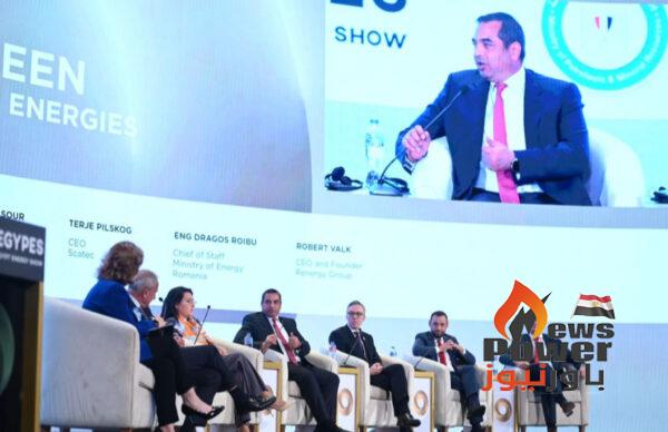 رئيس انفنيتى باور  يشارك فى جلسة الاستفادة من الطاقة الخضراء والنظيفة والمتجددة