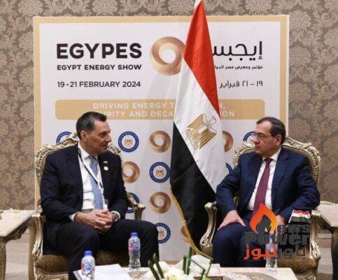 الملا يبحث مع انرجين خططها لزيادة إنتاج الغاز الطبيعى خلال الفترة المقبلة