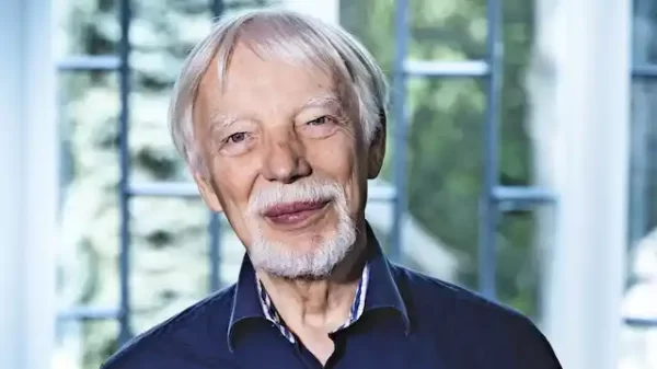 الدكتور هانى النقراشى ينعى العالم الألمانى الدكتور يان اسمان