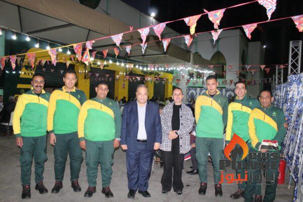 قيادات كارجاس تشارك العاملين الإفطار بوردية التموين