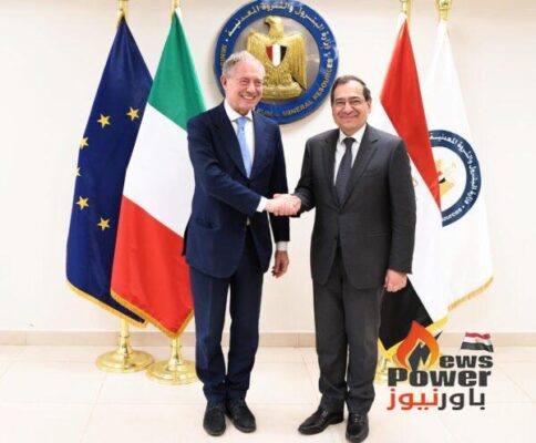 الملا يبحث مع وزير ايطالى التعاون فى مجالات البترول والغاز وصناعة التكنولوجيا الخضراء والرقمنة وامدادات المواد الخام
