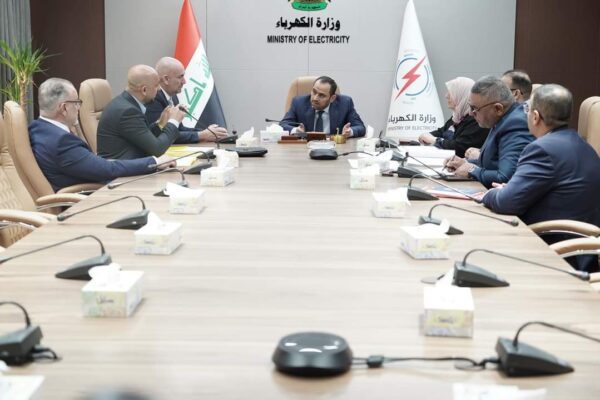 وزير الكهرباء العراقي يجتمع بشركة ستيلر الأمريكية لمناقشة أعمال إنشاء مشاريع الدورة المركبة في محطتي توليد كهرباء كركوك والصدر الغازيتين