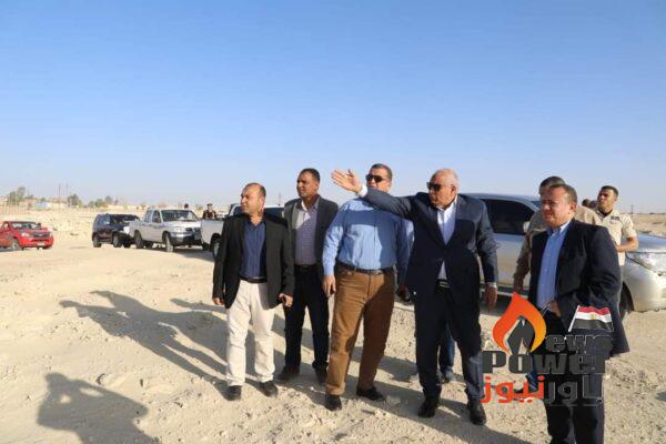 محافظ الوادي الجديد يتفقد موقع محطة الطاقة الشمسية بالفرافرة بقدرة ١٠ ميجاوات