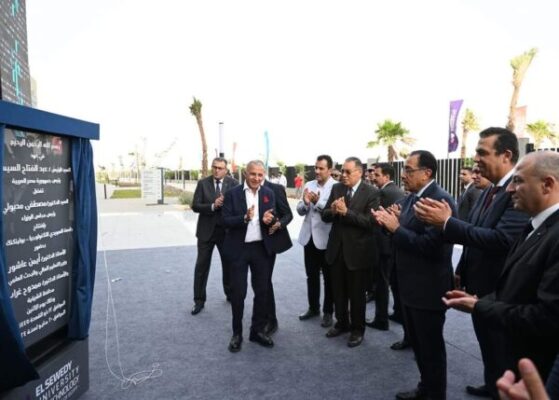 بالصور .. رئيس الوزراء ووزير التعليم العالى وسفيرا كوريا والهند يفتتحون جامعة السويدى للتكنولوجيا  بالعاشر من رمضان