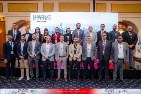 بالصور .. السويدى اليكتريك تقيم ندوة علمية للمتخصصين فى قطاعات الكهرباء لمكافحة الغش التجارى لحماية الأشخاص والمعدات