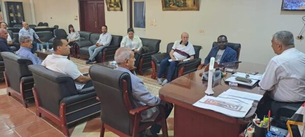 رئيس غارب يستقبل ممثل البنك الدولى الافريقى وممثل شركة Acw Power ومكتب Eco Con Serf