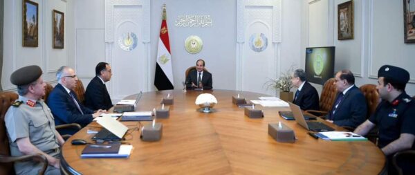 الرئيس السيسى يتابع توفير الاحتياجات اللازمة من المرافق والخدمات فى قطاعات الكهرباء والمياه والرى