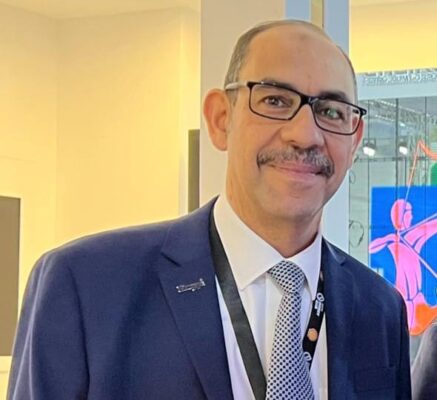 محمد عبد العزيز رئيسا لجهاز تنظيم الغاز