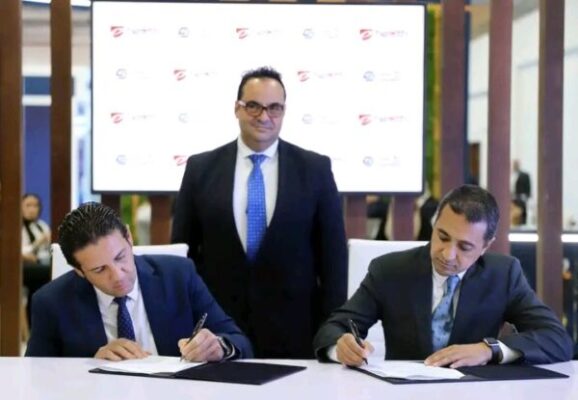 جيزة سيستمز تدخل قطاع الرعاية الصحية بشراكة استراتيجية مع شركة إي هيلث خلال مؤتمر صحة أفريقيا Africa Health ExCon2024