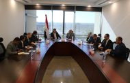 وزيرا الكهرباء والطاقة المتجددة والزراعة واستصلاح الأراضي يبحثان اوضاع مزارع الدواجن وسبل تأمين التغذية الكهربائية الخاصة بها