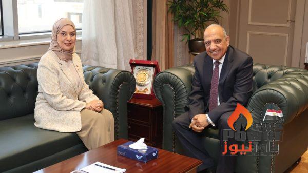 وزير الكهرباء والطاقة المتجددة يستقبل سفيرة البحرين بالقاهرة لبحث سبل دعم وتعزيز التعاون ومجالات الاستثمار