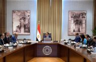 رئيس الوزراء يتابع جهود توفير المواد البترولية اللازمة لتشغيل محطات الكهرباء ووزير الكهرباء : تحصيل 1.2 مليار جنيه نتيجة للتعامل مع ملف سرقات الكهرباء