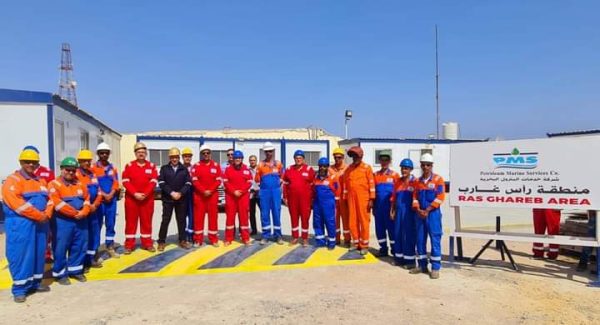 رئيس PMS يقوم بزيارة ميدانية للموقع البري للشركة بمنطقة رأس غارب بالبحر الأحمر 