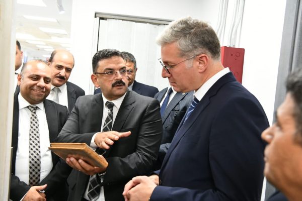 جولة تفقدية لوزير البترول داخل هيئة الثروة المعدنية تخللها اجتماع بمسئولى قطاع التعدين