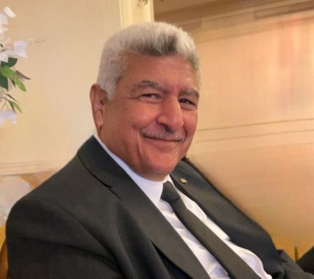 هيئة البترول تحتفل بعيد ميلاد المهندس ابوزيد محمد ابو زيد مدير عام السلام والصحة المهنية لبلوغه قمة العطاء الوظيفي