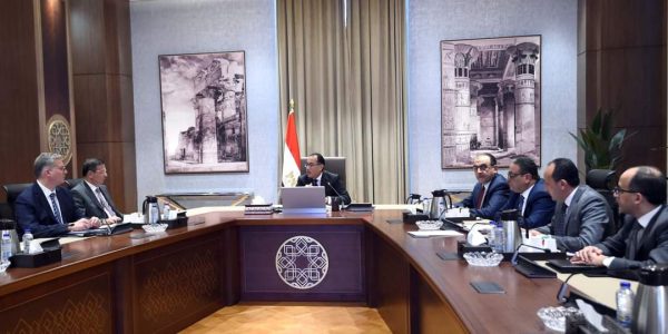رئيس الوزراء يتابع الموقف التنفيذي لمنظومة حوكمة تداول الأسمدة الزراعية