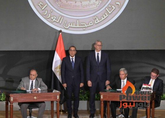 البترول توقع 4 مذكرات تفاهم مع حسن علام والسويدى وانفينيتى وحديد عز لدراسة زيادة أنشطة استكشاف وإنتاج وتنمية حقول البترول والغاز الطبيعي