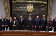 رئيس الوزراء يشهد توقيع مذكرتي تفاهم لانتاج الكهرباء من الطاقات الجديدة والمتجددة (شمسي و رياح)