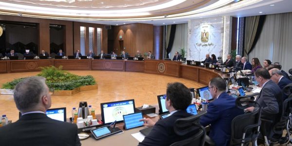 عاجل .. الحكومة تغلظ عقوبة سرقة التيار الكهربائى إلى الحبس سنة