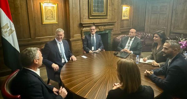 تأكيدا لباور نيوز .. اكسون موبيل تبدأ منتصف الشهر الحالي حفر بئر جديدة للتنقيب عن الغاز بغرب المتوسط