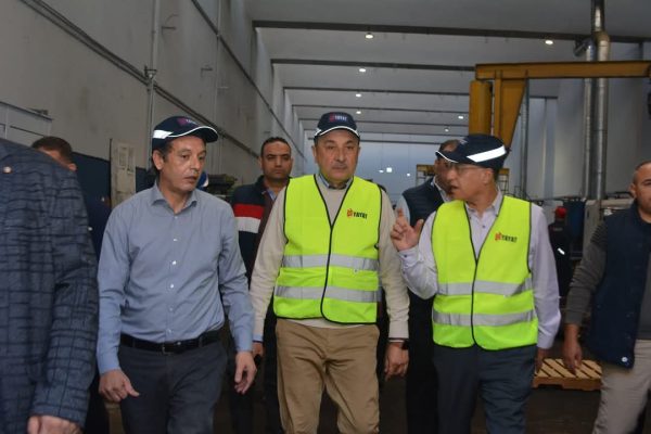 وزير قطاع الأعمال العام يتفقد مصانع شركة اليايات ومهمات وسائل النقل