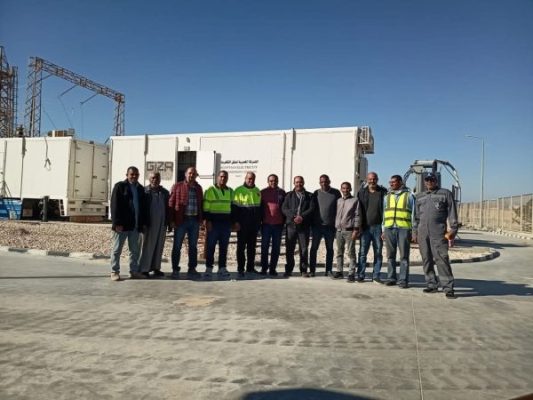 وضع الجهد على المحطة المتنقلة 2 بمحطة محولات مرسى علم 