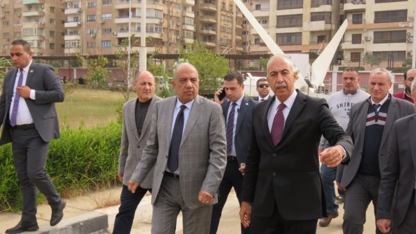 فى زيارة ميدانية… وزير الكهرباء يتفقد هيئة تنمية واستخدام الطاقة الجديدة والمتجددة ويستعرض مشروعات الخطة المستقبلية