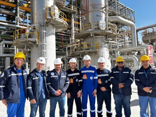 شركة أسيوط لتكرير البترول تستقبل وفد من المعهد الأمريكى للمهندسين الكيميائيين