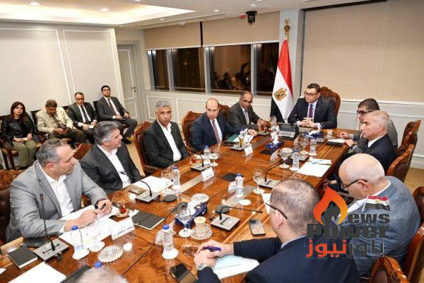 وزير الإسكان يتابع سير العمل بالمشروعات التى تنفذها شركة أبناء حسن علام بمدينة سانت كاترين وعدد من المدن الجديدة