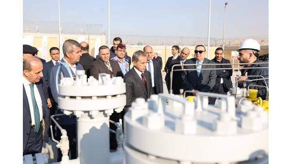 رئيس الوزراء الأردني يفتتح محطة التخفيض والقياس للغاز الطبيعي في الزرقاء