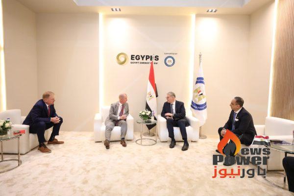 وزير البترول يلتقى كبار مسئولى هاليبرتون ويؤكد دعم الوزارة لتوسيع الشركة نشاطها فى مصر
