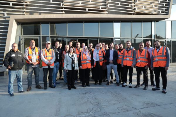 مائة عام بالسوق المصري .. إيه بي بي والشركة المصرية لنقل الكهرباء توقعان مذكرة تفاهم لتدريب وتعزيز ثقافة السلامة في قطاع الطاقة