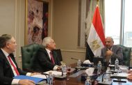 وزير الكهرباء يبحث مع رئيس مجموعة 