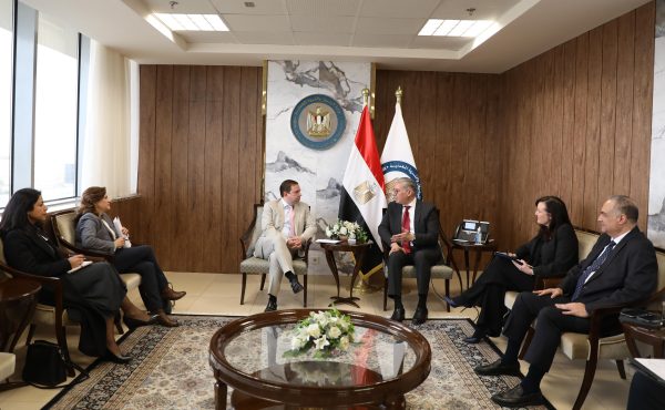 شل تبلغ وزير البترول خطتها لتسريع تنمية حقل افروديت القبرصى للغاز