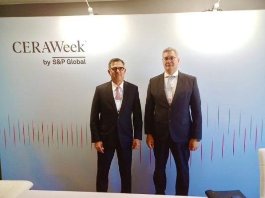 تعاون مصرى الماني فى مجالات الغاز الطبيعي وإنتاج الهيدروجين وتخزين وتجارة الكربون