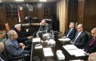وزير الكهرباء يبحث مع مجموعة 