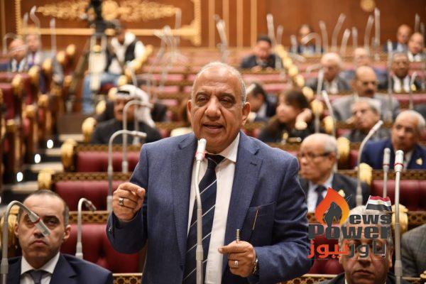 وزير الكهرباء والطاقة المتجددة : ملتزمون باتاحة الطاقة الكهربائية بجودة واستقرار واستمرارية على كافة الجهود لجميع الاستخدامات