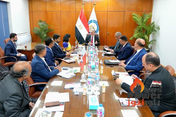 وزير البترول يبحث مع وفد من الشركات الهندية تنفيذ مشروعات فى مجال الأسمدة و اليوريا والتعدين