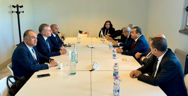بدوى يناقش مع وزير الطاقة والمناجم الجزائرى التعاون في مجال التكرير والبتروكيماويات وتجارة وتسويق الغاز الطبيعى المسال