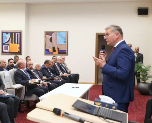وزير البترول خلال لقائه مع رؤساء شركات البترول الاجنبية العاملة فى مصر : زيادة الإنتاج من البترول والغاز يجعلنا أكثر قدرة على الوفاء باحتياجات المواطنين من الوقود وتقليل فاتورة الاستيراد