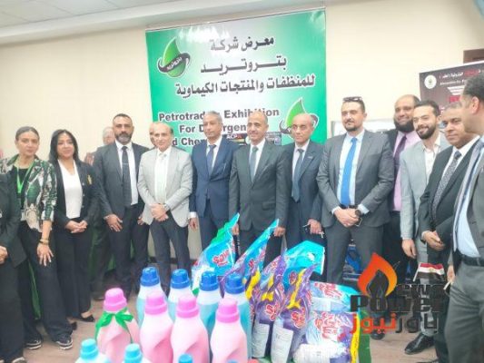 شركة “أكبا” تُقيم أول معرض لمنتجاتها بالتعاون مع شركة “بتروتريد” داخل شركة “أنربك”.
