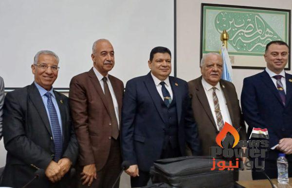 اليماني يشارك في ندوة المحطة النووية في المجمع العلمي المصري