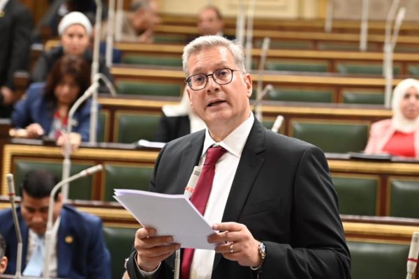 غدا .. وزير البترول يتفقد سير العمل بمنجم السكري بمرسي علم